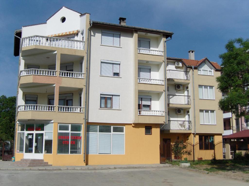 Kirovi House - Guest Rooms Tsarevo Eksteriør bilde